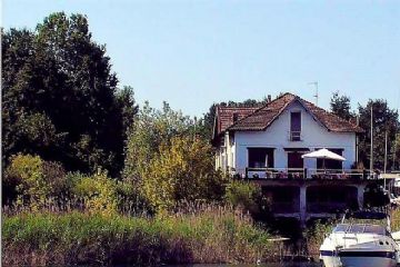Foto presa da Booking